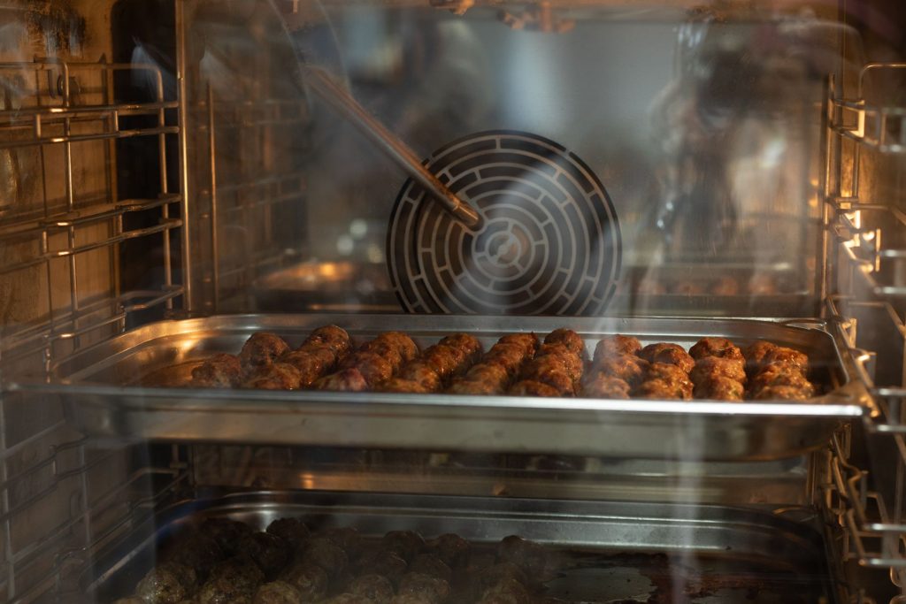 Oven-baked meatballs for event catering in Bucharest